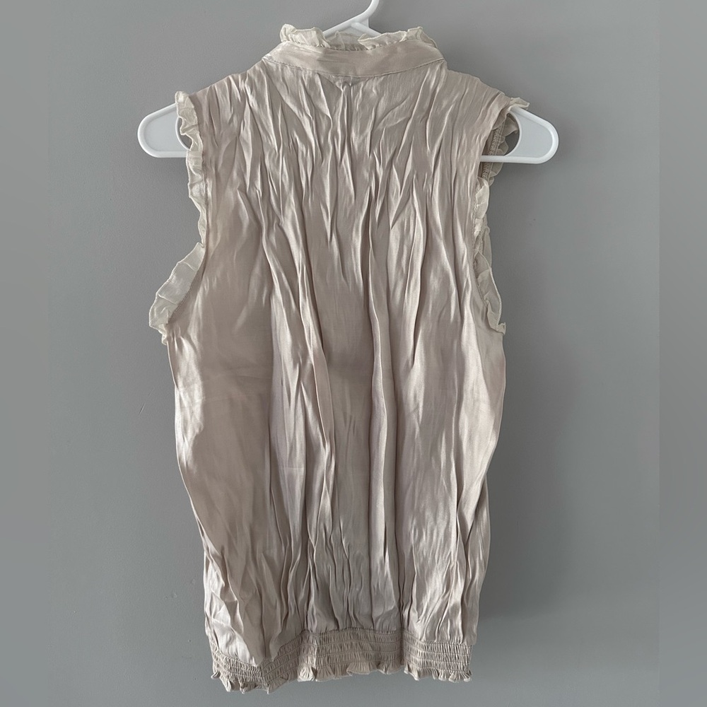 Ruffled Top - Picture 2 of 6